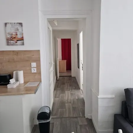 Apartment Superbe - Hypercentre - Rue Madeleine - 6 Personnes Troyes