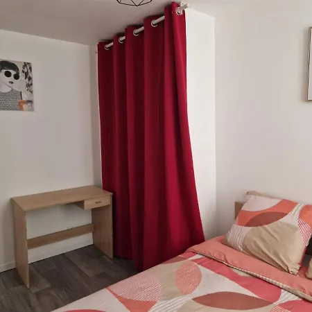 Superbe - Hypercentre - Rue Madeleine - 6 Personnes Apartment Troyes